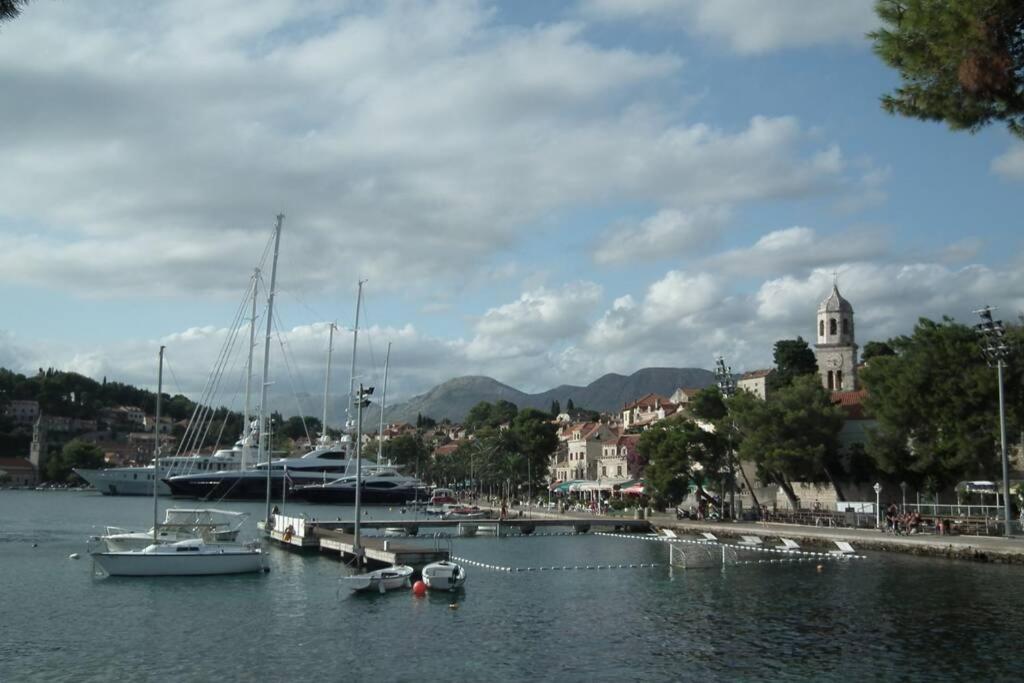 Charming Apartment For 3 Pax In Cavtat Exterior photo